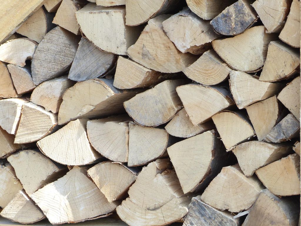 Premium Kaminholz aus trockener Buche, 120 kg, Ofenfertig, 25 cm Scheitlänge – Ansicht 3